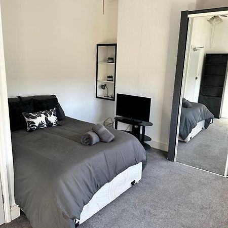 Tiye Estates Short Stay Stoke-on-Trent Exteriör bild