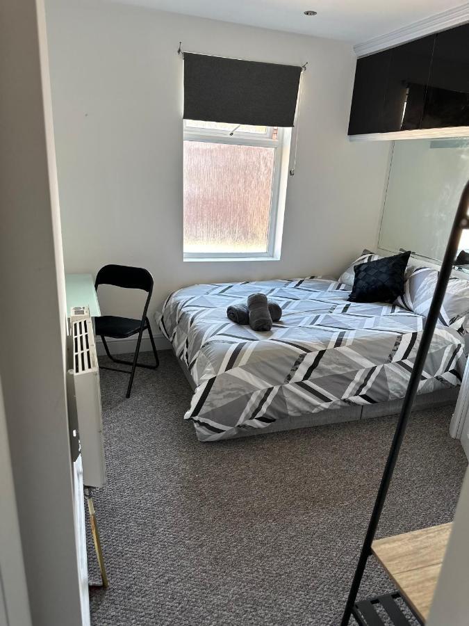 Tiye Estates Short Stay Stoke-on-Trent Exteriör bild